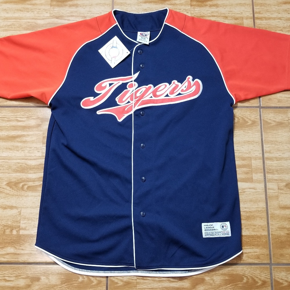New True Fan Detroit Tigers Baseball Jersey Size M